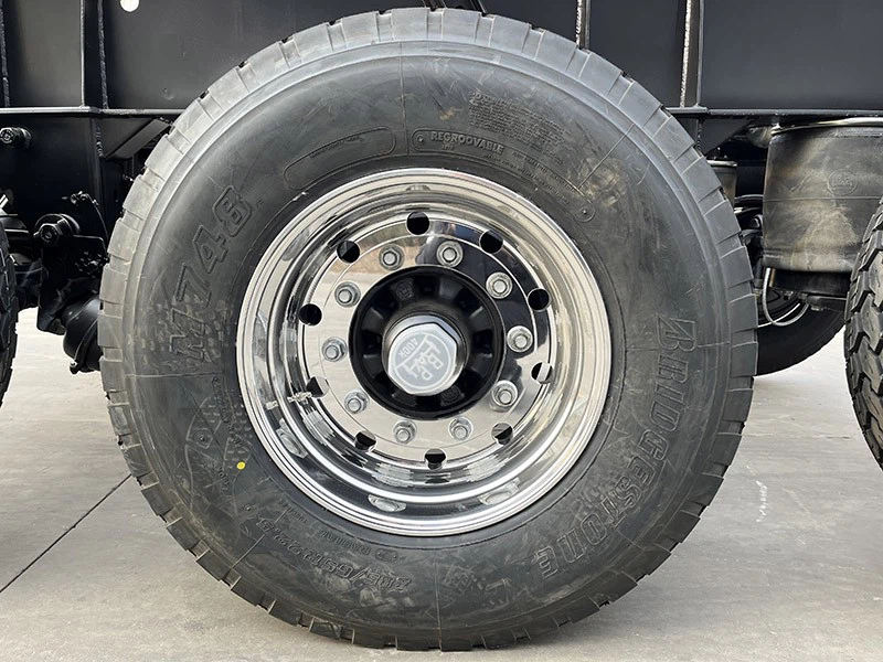 3 axles skeleton semi trailer